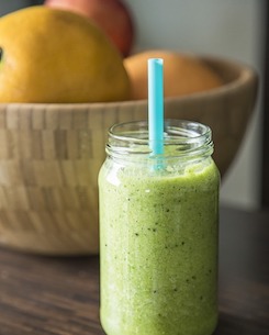 COSTA RICAN GREEN SMOOTHIE